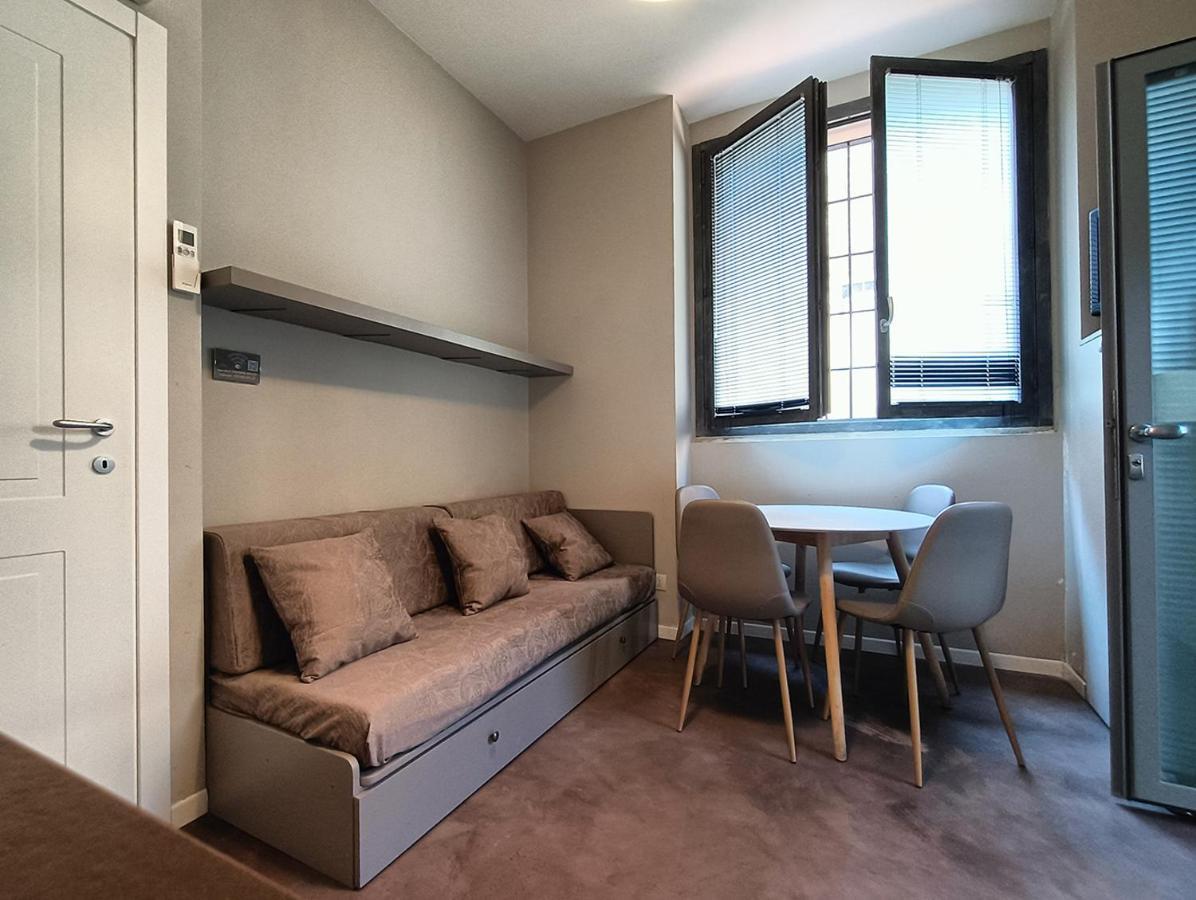 Apartamento Game House In The Center Milán Exterior foto